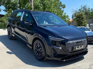 📣🚗 آئودی Q5 بلک پکیج